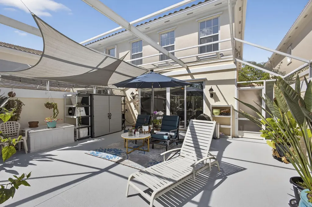 306 Salinas Drive Palm Beach Gardens FL 33410