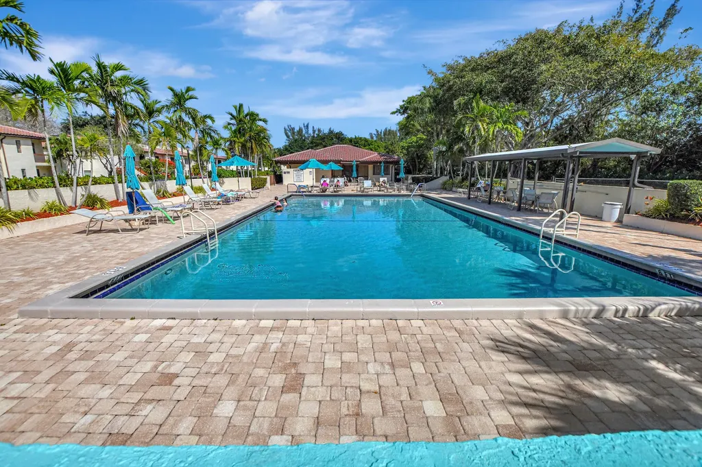 21864 Arriba Real Boca Raton FL 33433