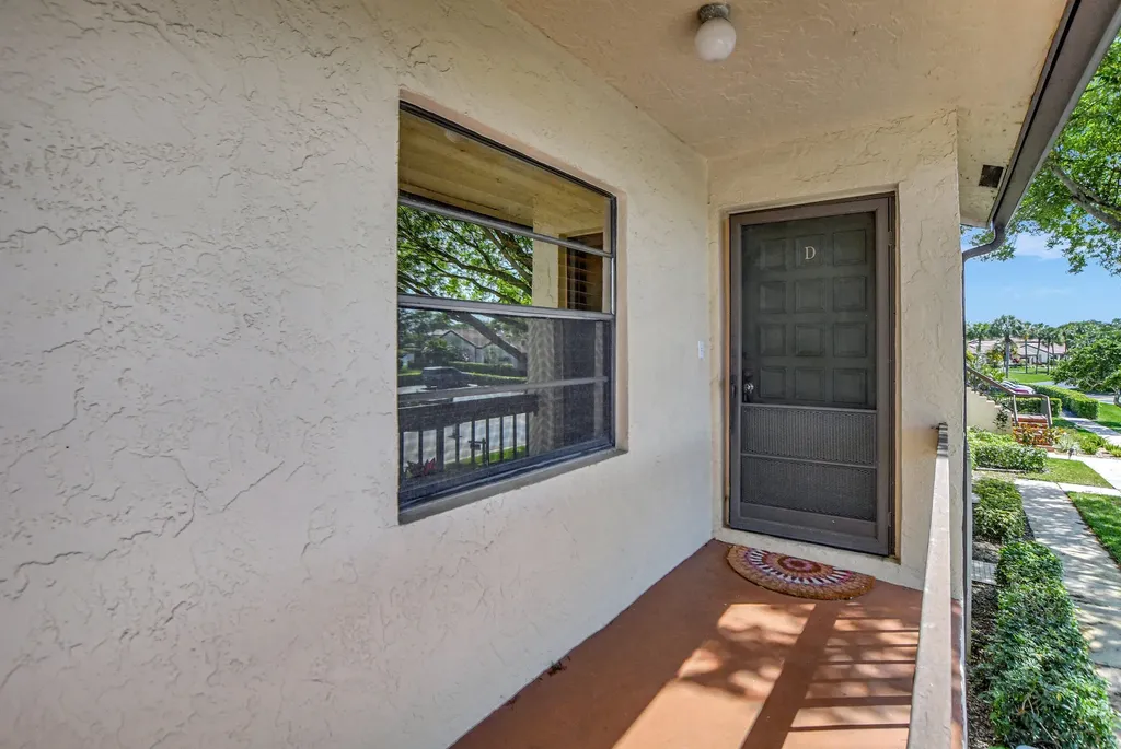 21864 Arriba Real Boca Raton FL 33433