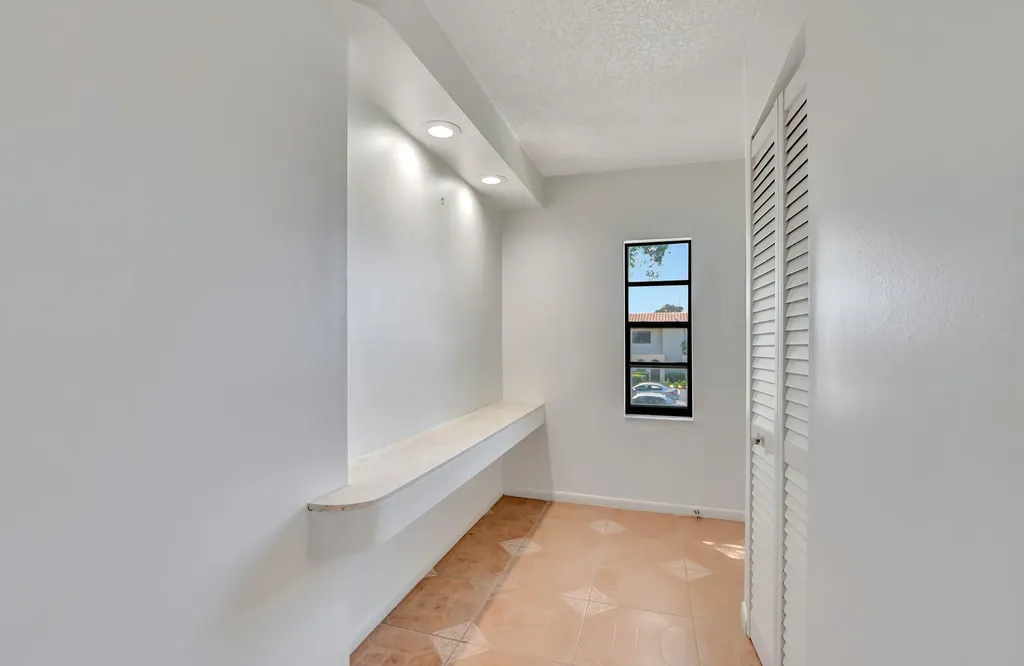 21864 Arriba Real Boca Raton FL 33433