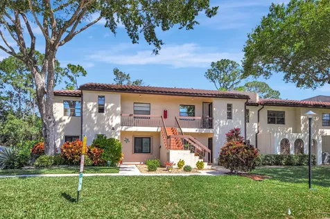 21864 Arriba Real Boca Raton FL 33433