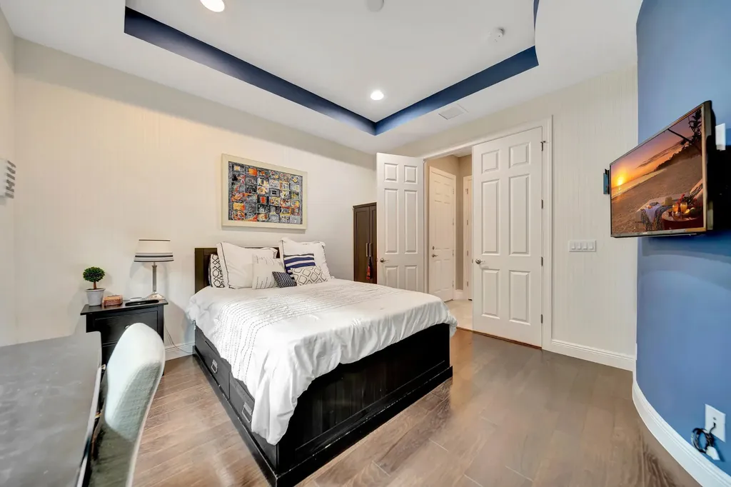 10302 Sweet Bay Manor Parkland FL 33076