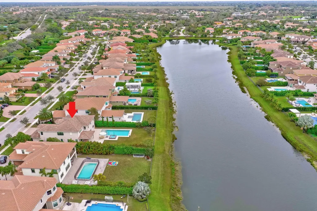 10302 Sweet Bay Manor Parkland FL 33076