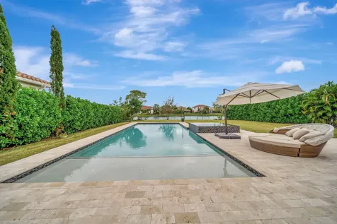 10302 Sweet Bay Manor Parkland FL 33076