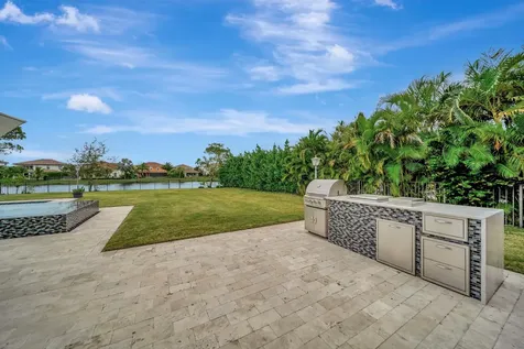 10302 Sweet Bay Manor Parkland FL 33076