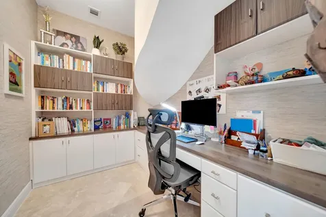 10302 Sweet Bay Manor Parkland FL 33076