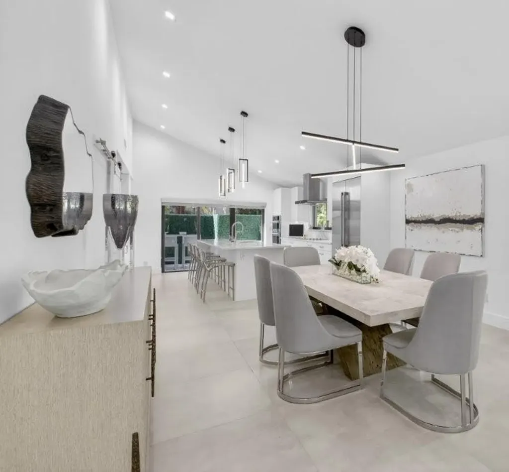 7434 Bondsberry Court Boca Raton FL 33434