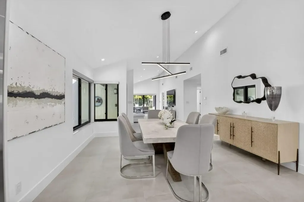 7434 Bondsberry Court Boca Raton FL 33434