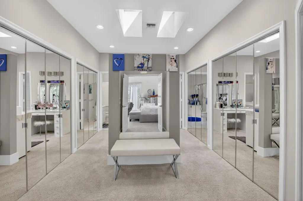 17320 Loch Lomond Way Boca Raton FL 33496