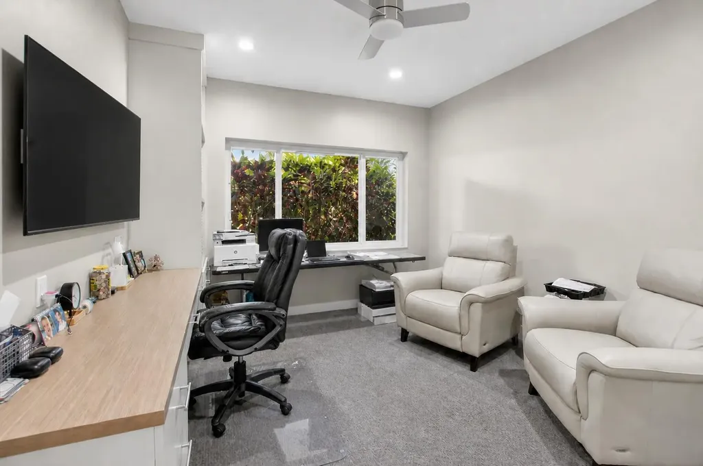 17320 Loch Lomond Way Boca Raton FL 33496