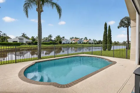 17320 Loch Lomond Way Boca Raton FL 33496