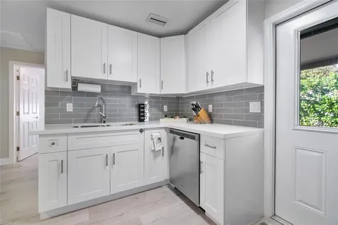 1634 NE 3rd Avenue Delray Beach FL 33444