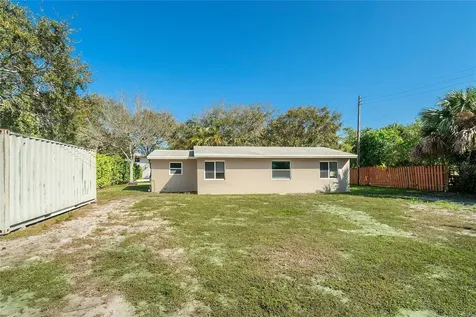 1634 NE 3rd Avenue Delray Beach FL 33444