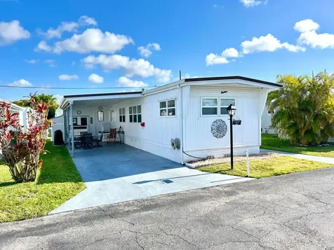 3233 State Street Hollywood FL 33021
