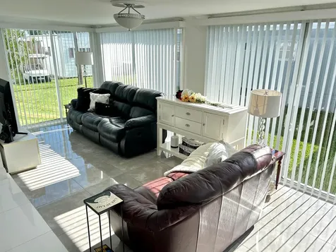 3233 State Street Hollywood FL 33021