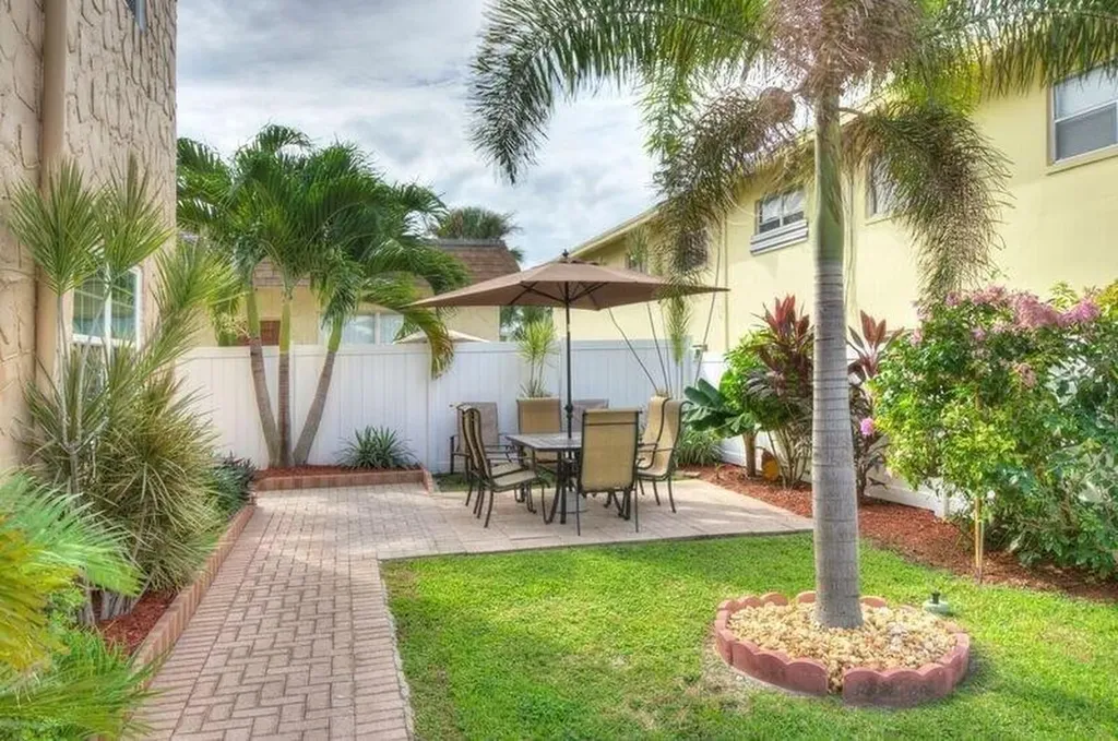 221 SE 9th Avenue Pompano Beach FL 33060