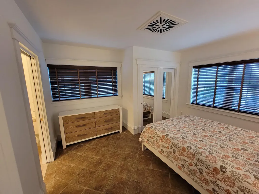 221 SE 9th Avenue Pompano Beach FL 33060