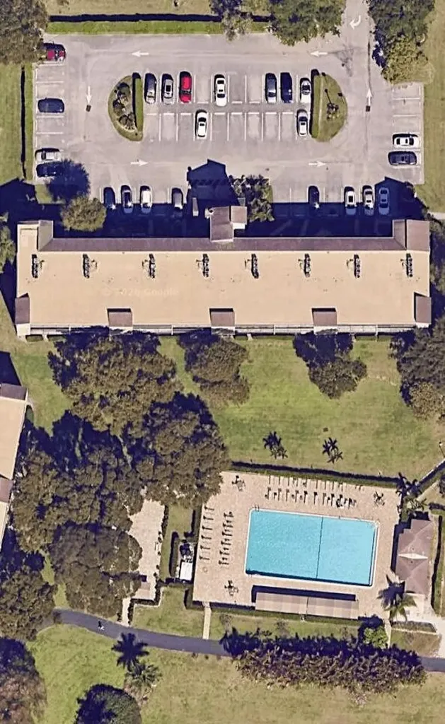 7286 Huntington Lane Delray Beach FL 33446