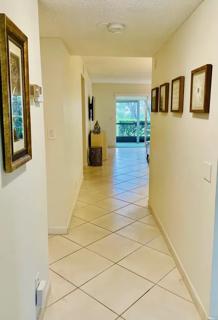 7286 Huntington Lane Delray Beach FL 33446