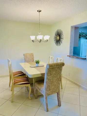 7286 Huntington Lane Delray Beach FL 33446