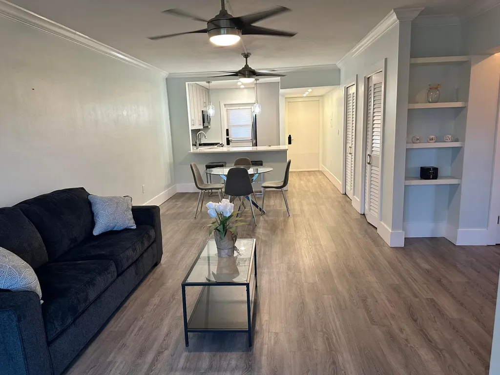 200 E Royal Palm Road Boca Raton FL 33432