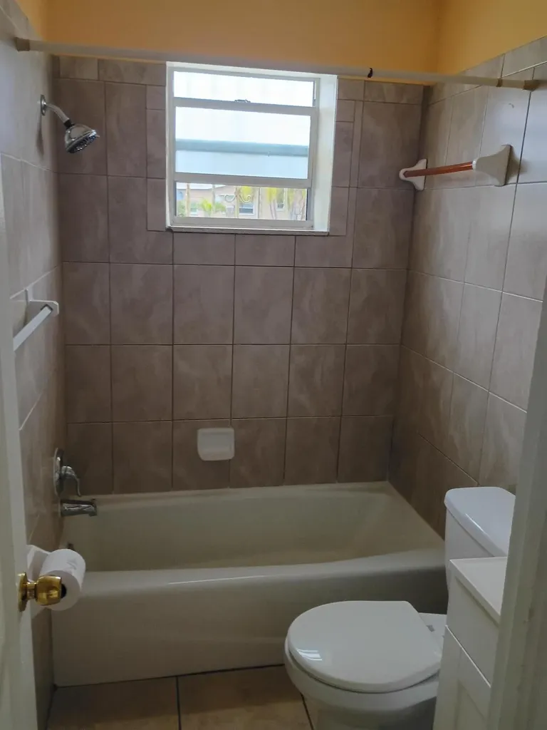 2221 Johnson Street Hollywood FL 33020