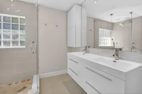 7 Kyle Way Boynton Beach FL 33426