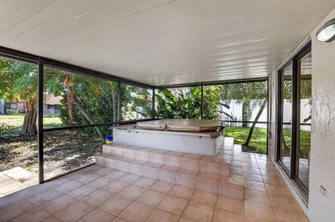 7 Kyle Way Boynton Beach FL 33426