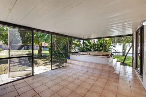 7 Kyle Way Boynton Beach FL 33426
