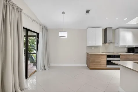 7 Kyle Way Boynton Beach FL 33426