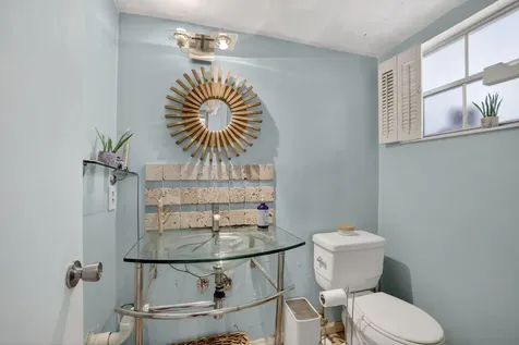 153 W Hemingway Circle W Margate FL 33063