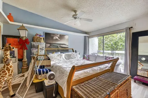 153 W Hemingway Circle W Margate FL 33063