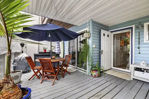 153 W Hemingway Circle W Margate FL 33063
