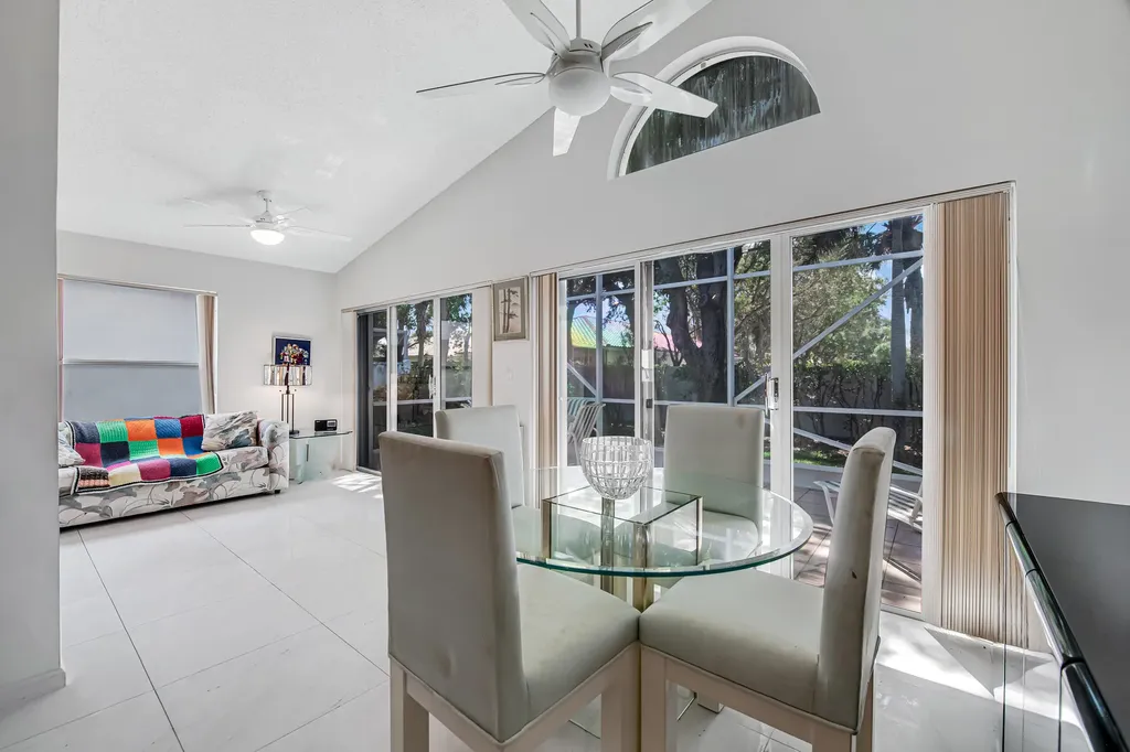 9822 Harbour Lake Circle Boynton Beach FL 33437
