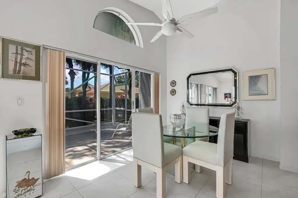 9822 Harbour Lake Circle Boynton Beach FL 33437