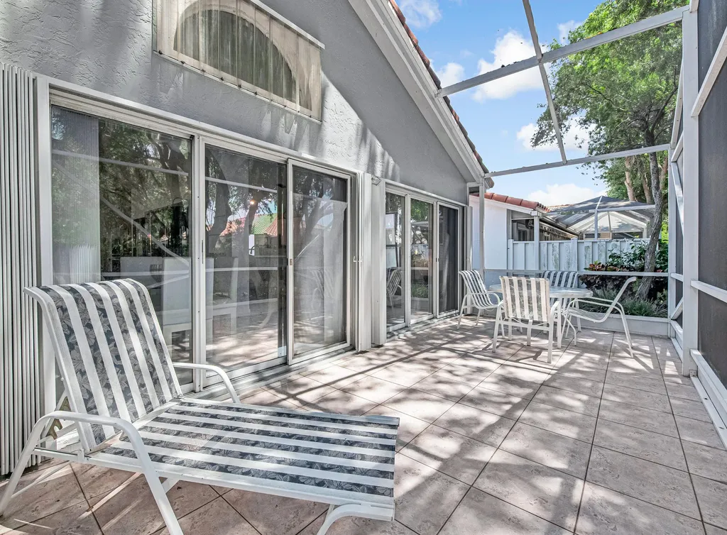 9822 Harbour Lake Circle Boynton Beach FL 33437