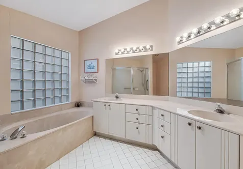 9822 Harbour Lake Circle Boynton Beach FL 33437