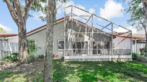 9822 Harbour Lake Circle Boynton Beach FL 33437