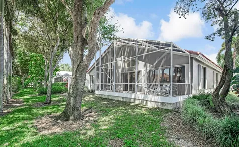 9822 Harbour Lake Circle Boynton Beach FL 33437