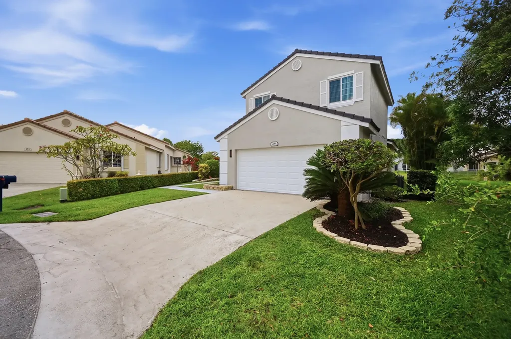 285 NW 45th Terrace Deerfield Beach FL 33442