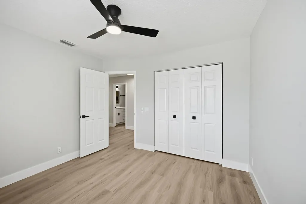 285 NW 45th Terrace Deerfield Beach FL 33442