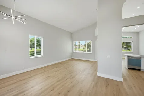 285 NW 45th Terrace Deerfield Beach FL 33442