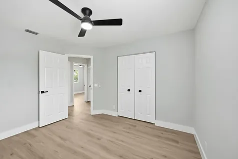 285 NW 45th Terrace Deerfield Beach FL 33442