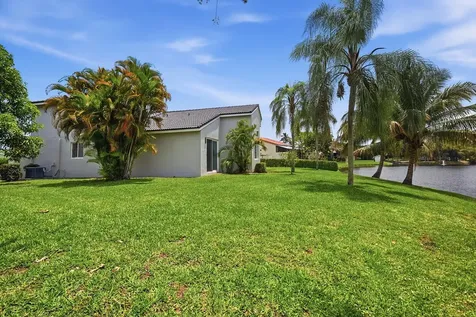 285 NW 45th Terrace Deerfield Beach FL 33442