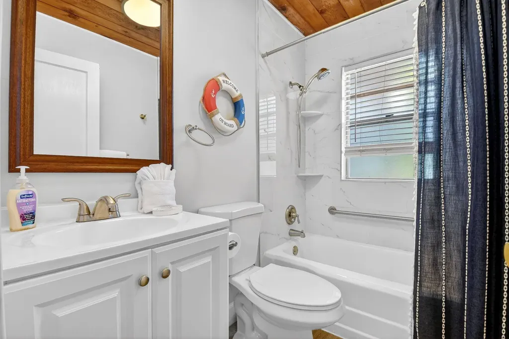 1123 Oak Street West Palm Beach FL 33405