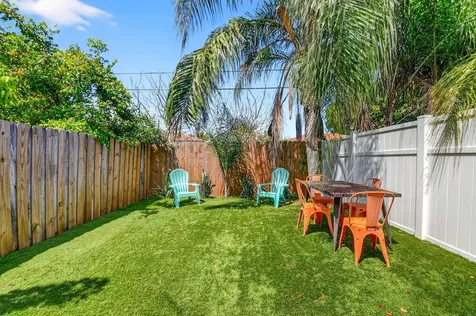 1123 Oak Street West Palm Beach FL 33405