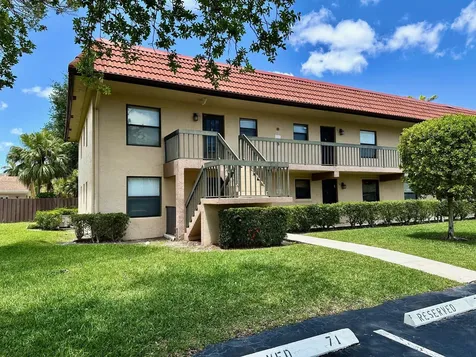 21904 Lake Forest Circle Boca Raton FL 33433