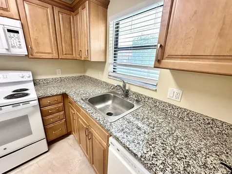 21904 Lake Forest Circle Boca Raton FL 33433