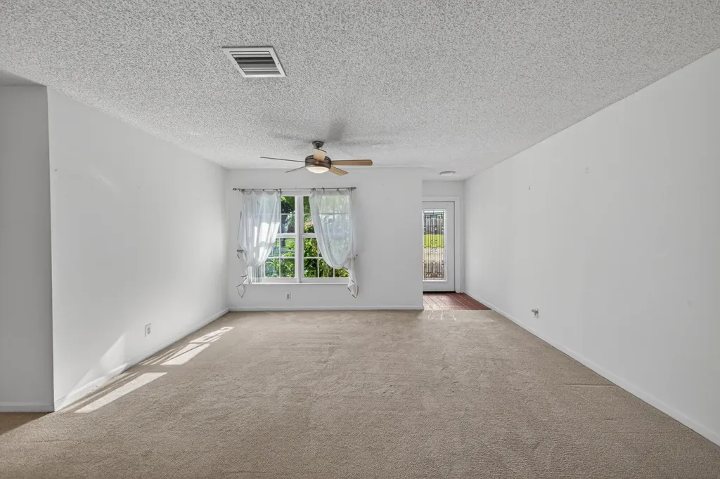 4234 NW 3rd Way Boca Raton FL 33431