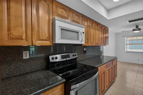 4234 NW 3rd Way Boca Raton FL 33431